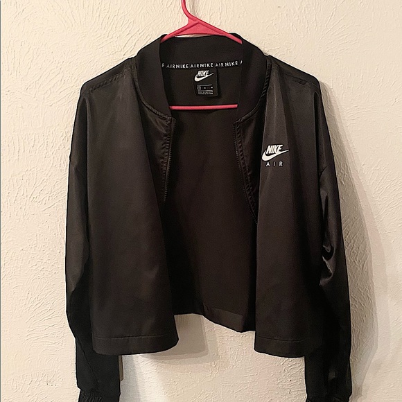 Nike Air women’s track suit in size medium. - Picture 1 of 3